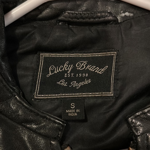 Lucky Brand leather Vintage Worn One Time By me For A Tv show. Small-Smellsclean - Picture 3 of 6